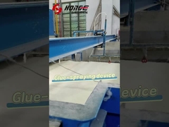 Hoe werkt de lijmbespuitingsinrichting op de productielijn voor met spuitverbinding gebonden wat?