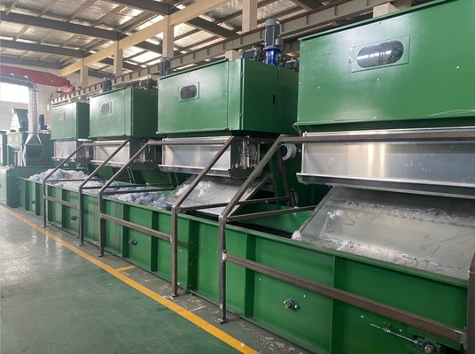 2024 Nieuw type HYKB-160 1600 mm Bale Opener Nonwoven Machinery met elektronisch weegsysteem