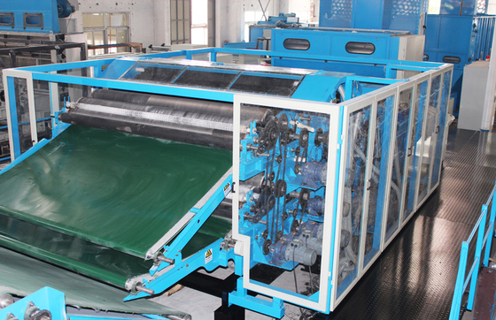 HongYi-24 maanden van het Garantie Automobielbinnenland Niet-geweven Kaardende Machine 2500MM voor Auto